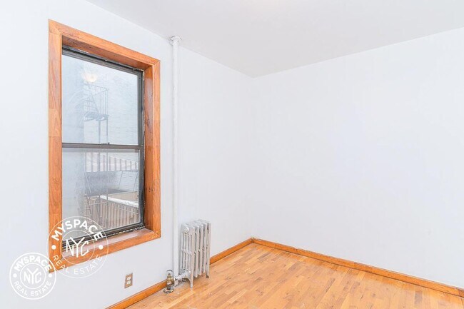 Building Photo - 77 Division Ave