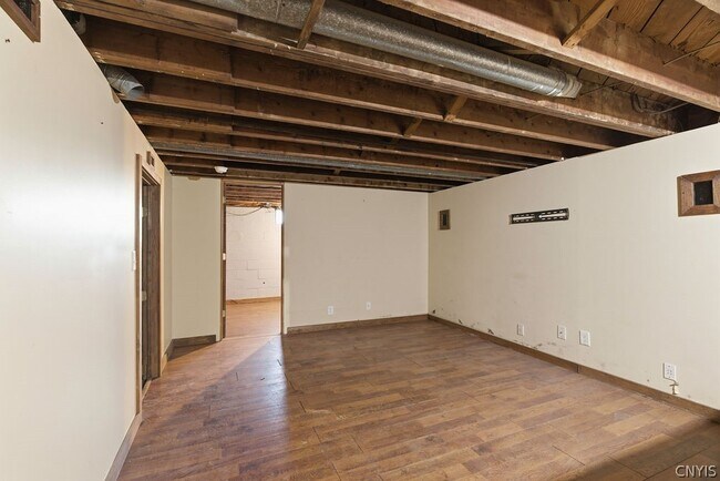 Building Photo - 7310 Oswego Rd