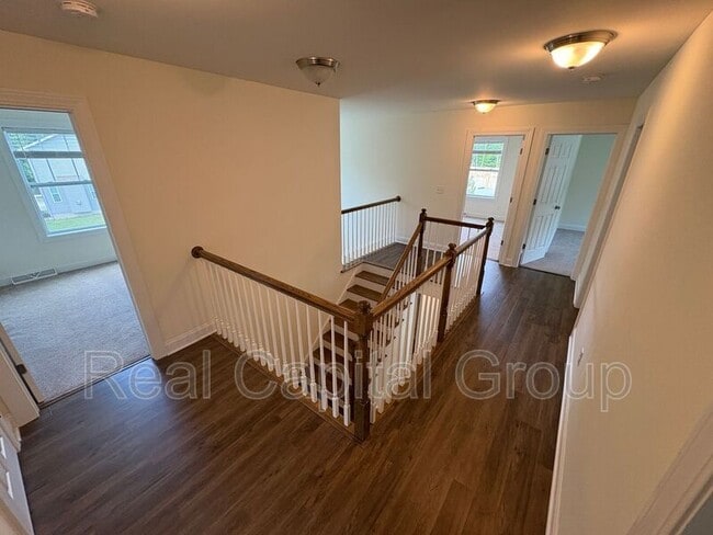 Building Photo - 43 Timber Creek Dr