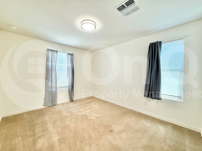 Building Photo - 3706 S 57th Ln