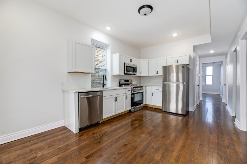 Building Photo - 4444 S Campbell Ave