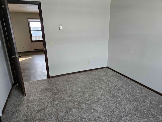 Building Photo - 928 First Ave