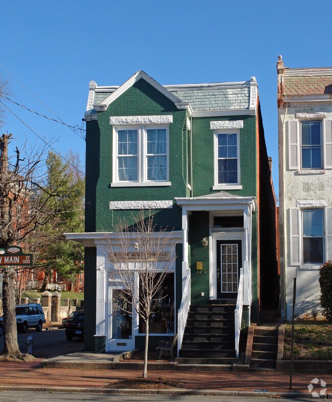 Primary Photo - 1330 W Main St