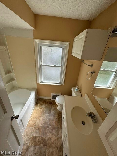 Building Photo - 21601 Morris Ave