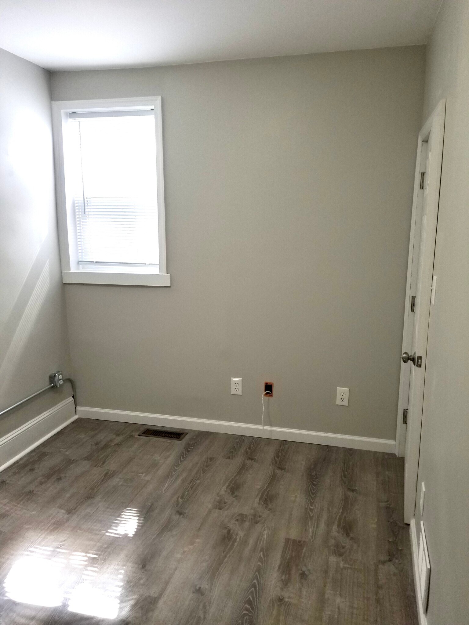 Building Photo - 1518 S Bailey St