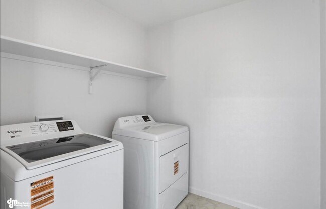 Building Photo - 336 Ashbrook Dr