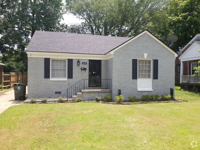 Building Photo - 3609 Marion Ave