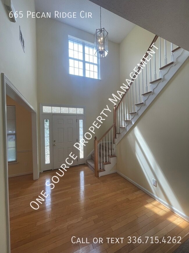 Building Photo - 665 Pecan Ridge Cir