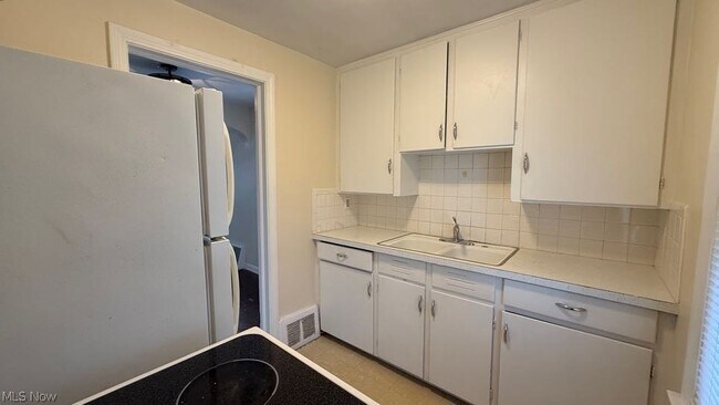 Building Photo - 2042 13th St