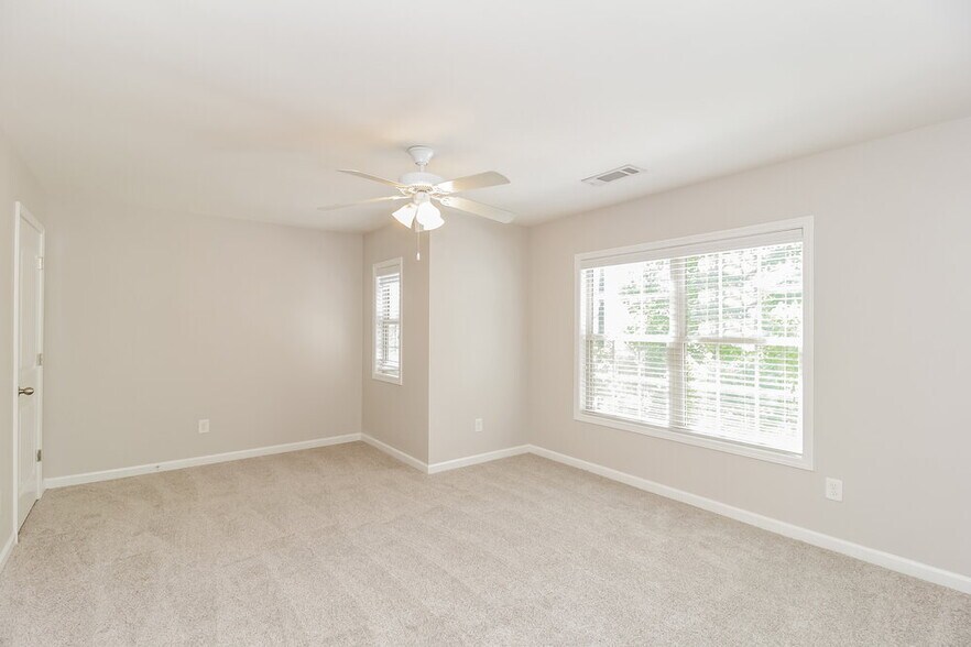 Building Photo - 26 Berwick Ct