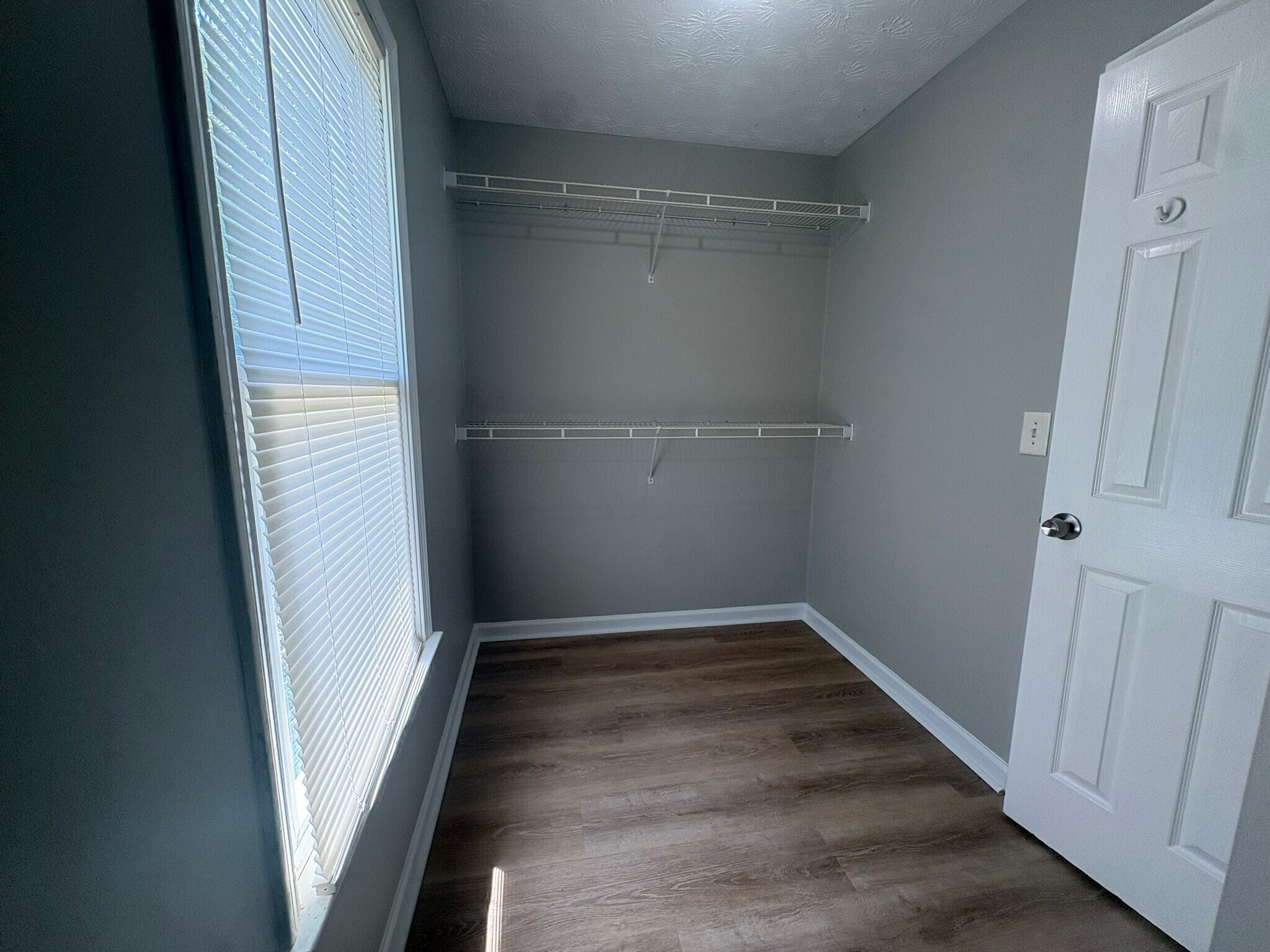 Building Photo - 2700 Fort Daniels Dr