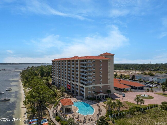 Primary Photo - 2400 Grandiflora Blvd