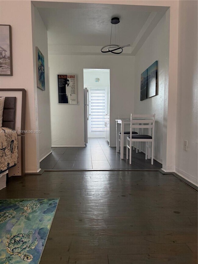 Building Photo - 1060 Pennsylvania Ave