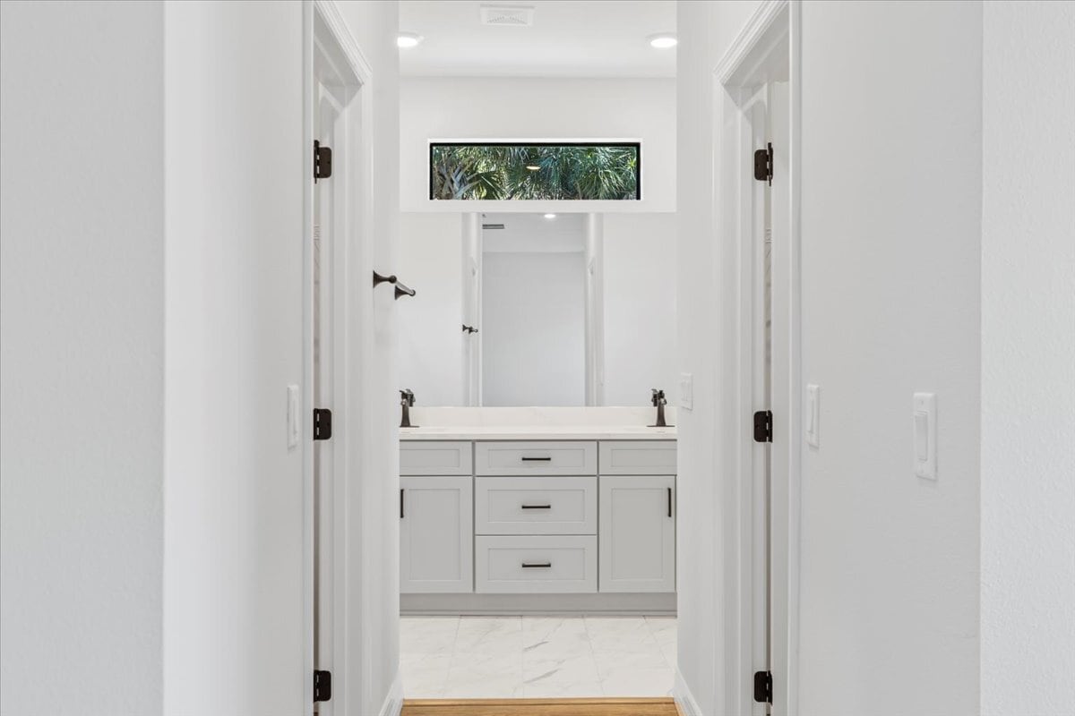 Building Photo - 2732 Mather Ln