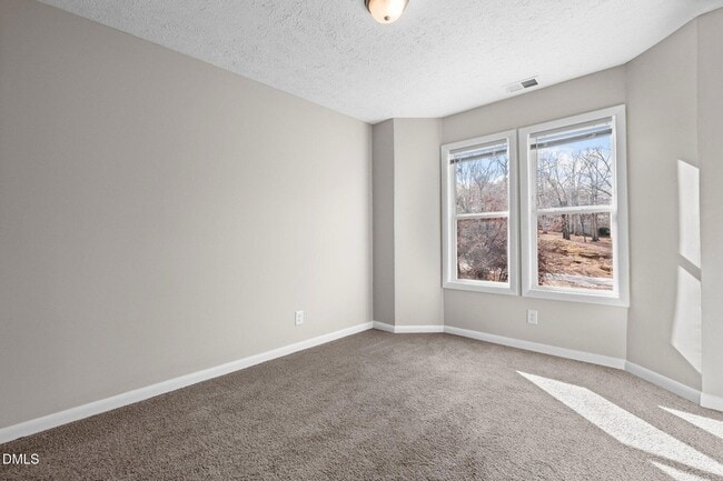 Building Photo - 6748 Willowbrook Dr