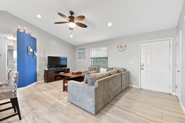 Building Photo - 2883 N Lockwood Meadows Blvd