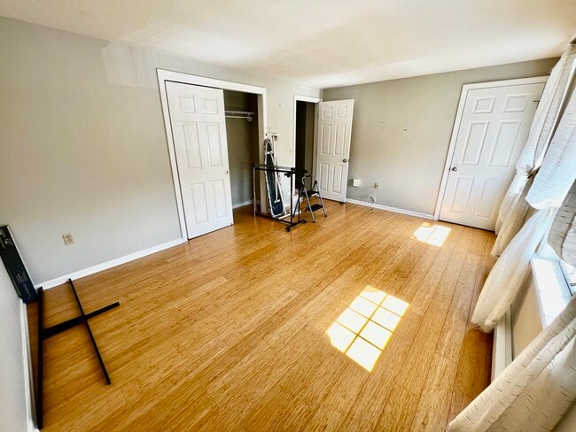 Building Photo - 87 Baldwin Dr