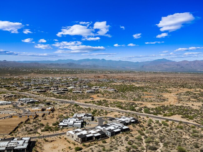 Building Photo - 12746 E Casitas Del Rio Dr
