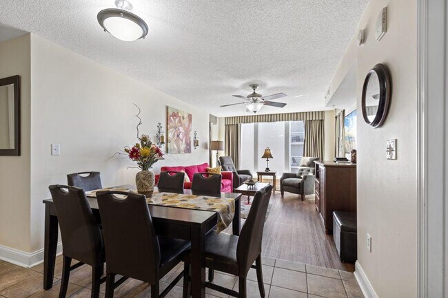 Building Photo - 1321 S Ocean Blvd