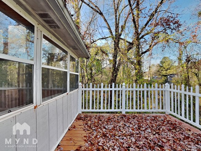 Building Photo - 4729 Stillwood Cove