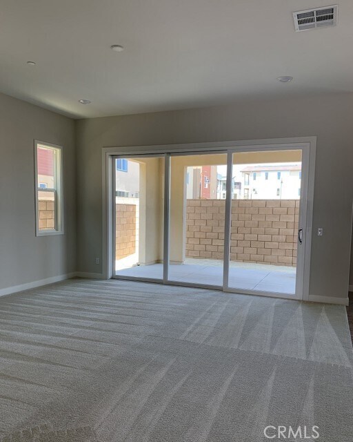 Building Photo - 646 Athos