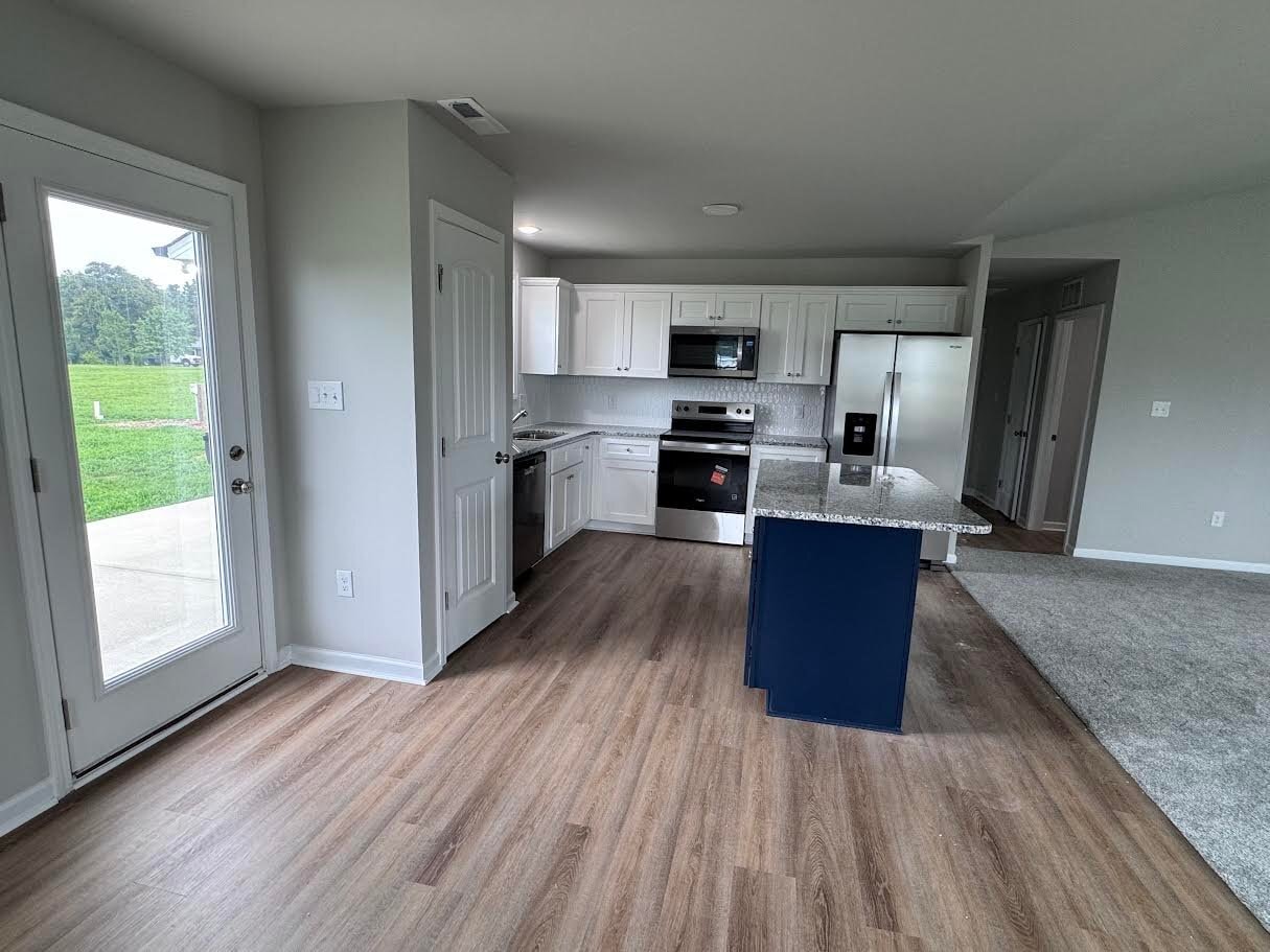 Building Photo - 19 Shiloh Dr