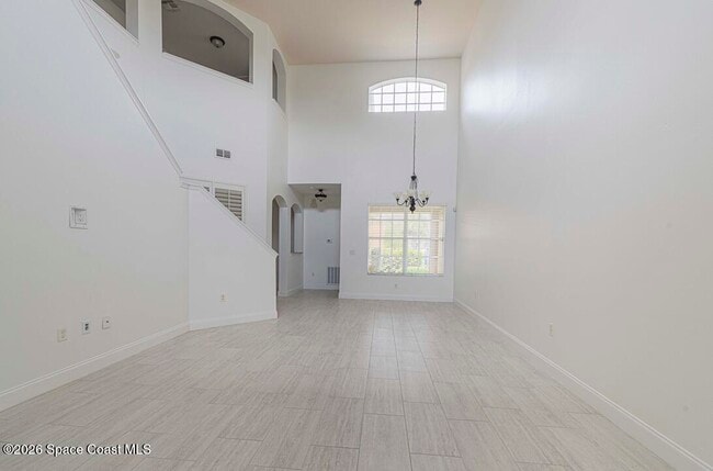 Building Photo - 3701 Titanic Cir