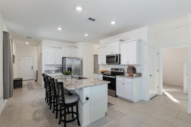 Building Photo - 3 Bedrooms | 2 Bathrooms | 2-Car Garage | Fully Fenced Yard