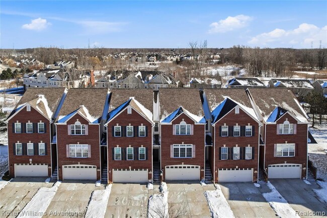 Building Photo - 513 Cherry Orchard Rd