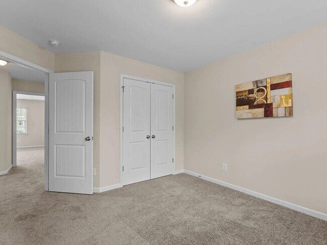 Building Photo - Earn Wealth While Leasing - Like a Homeown...