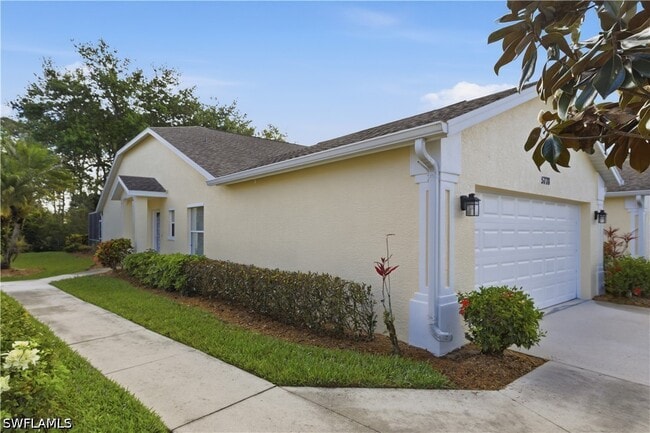 Building Photo - 5778 Greenwood Cir