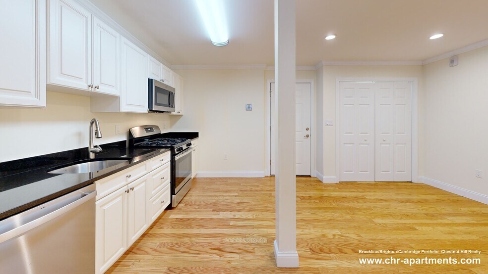 Building Photo - 18 Chauncy St