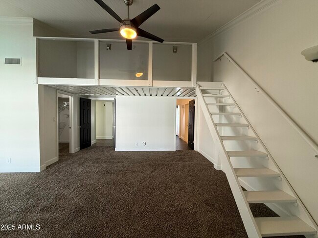 Building Photo - 8902 E Cholla St