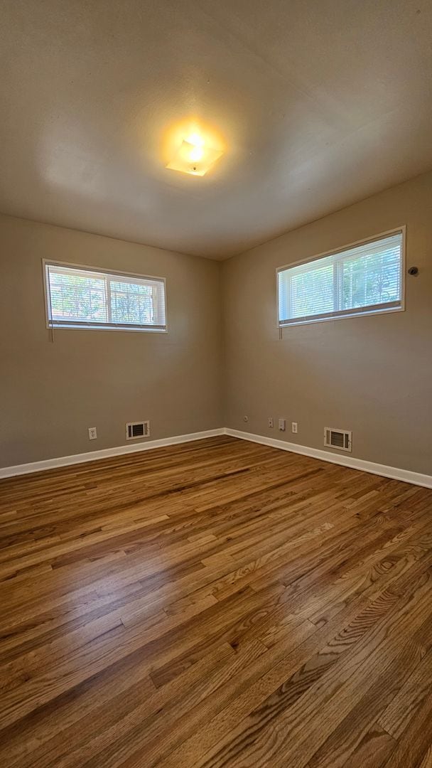 Building Photo - Spacious 5-Bedroom Ranch with Finished Basement & Oversized Garage!