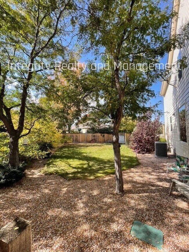 Building Photo - 8551 S Mallard Pl