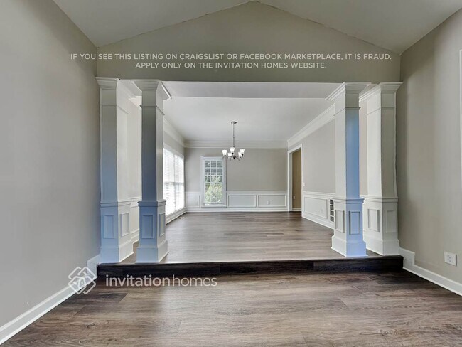 Building Photo - 8227 Beardsley Dr