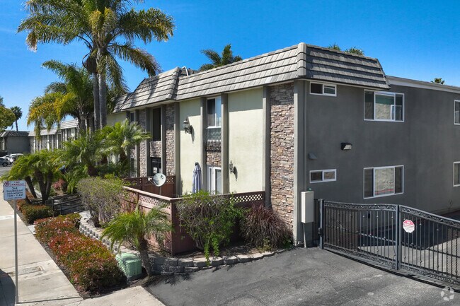 6602-6750 Beadnell Way - Clairemont Complex