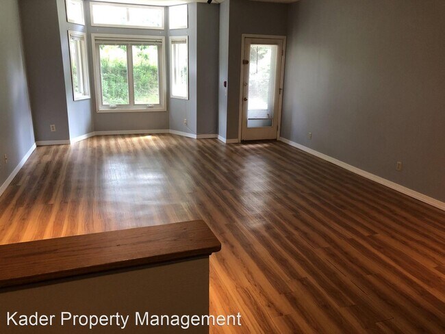 Building Photo - 2 br, 2 bath House - 2217 Luann Ln. #3