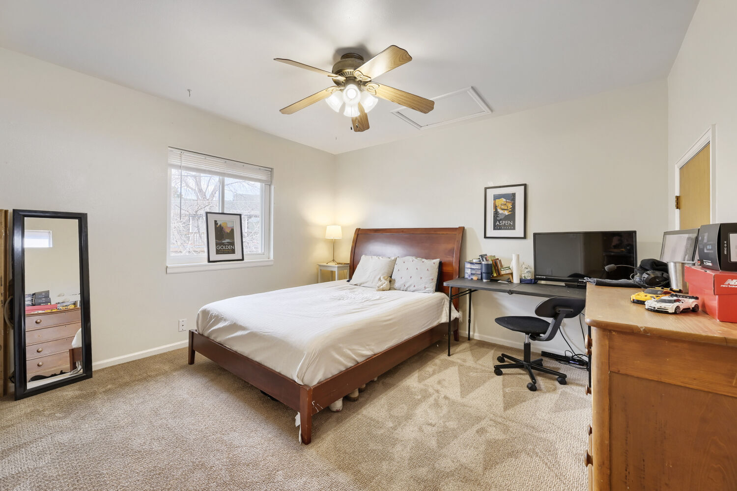 Upstairs bedroom 3 - 1547 Secrest Ct