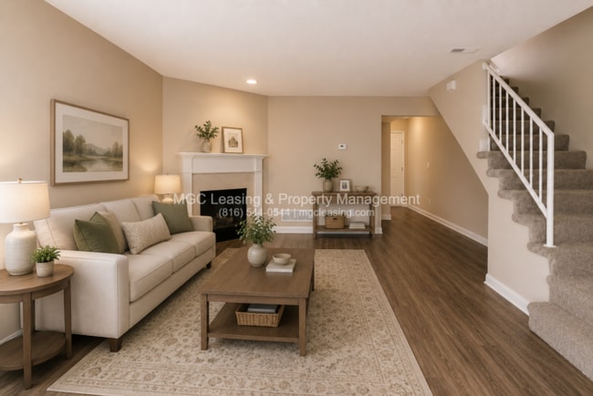 Building Photo - South Garden Townhomes