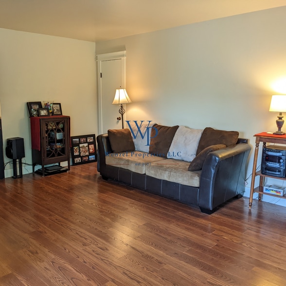 Building Photo - 419 N Liberty St