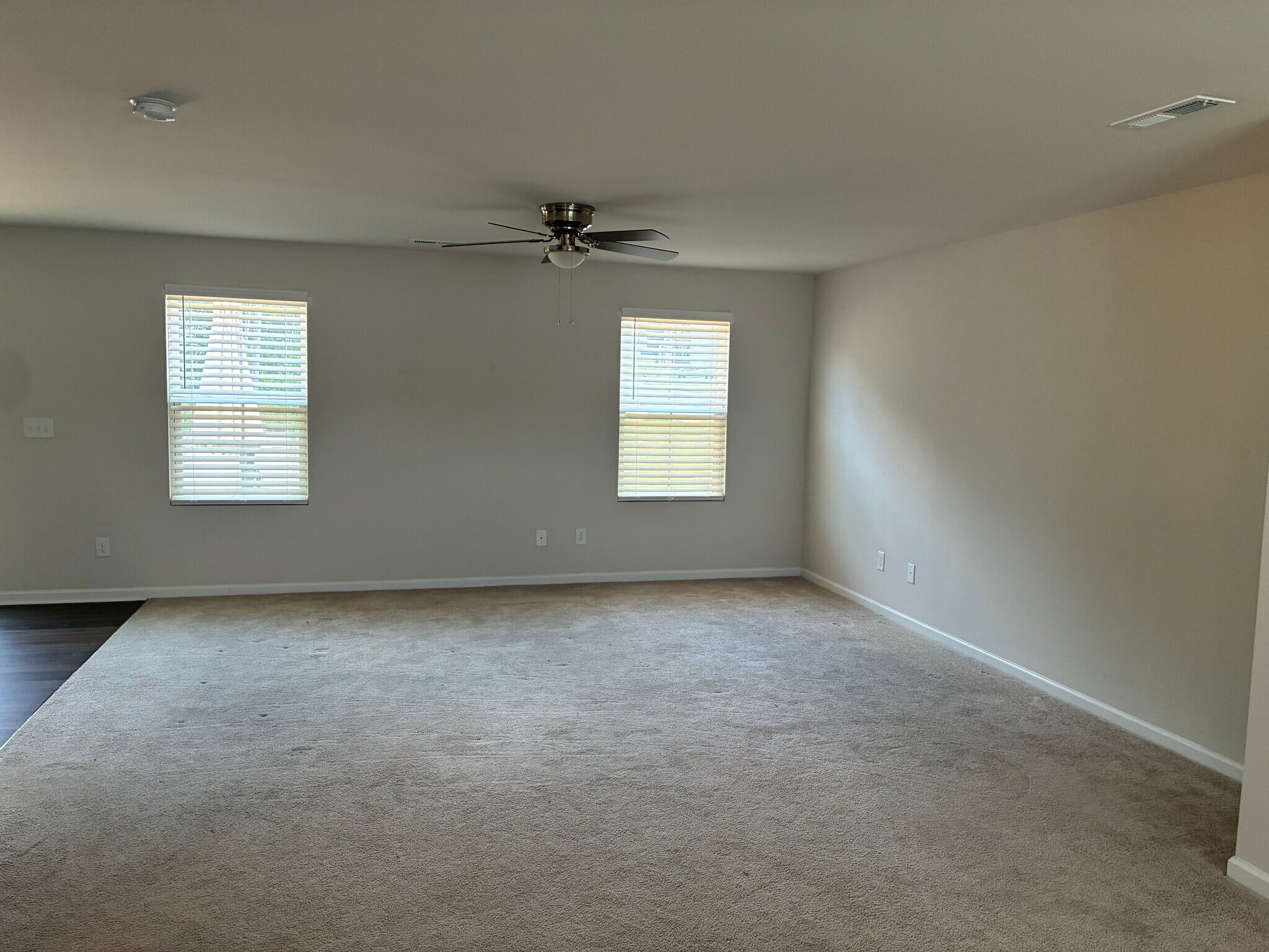 Building Photo - Room in Single Family Home on Bark Way