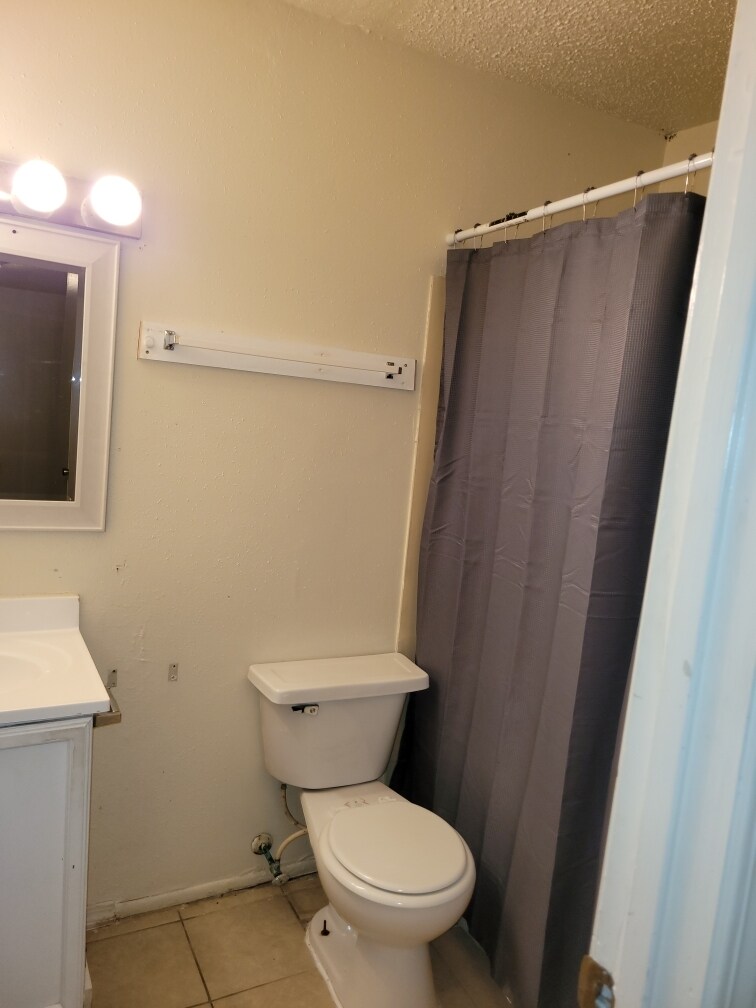 Building Photo - 8327 Ned Ave