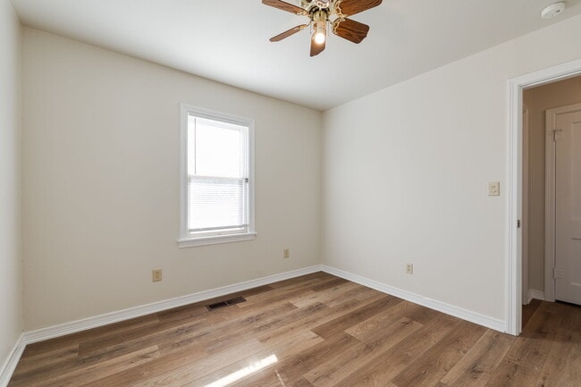 Building Photo - 1322 NW 100th St