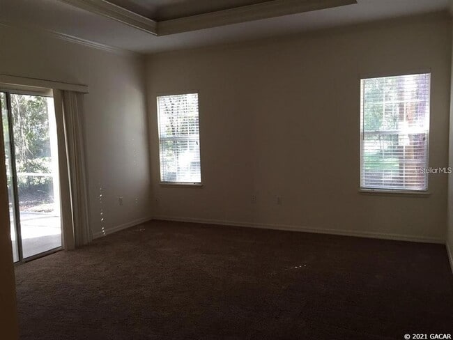 Building Photo - 7129 SW 84th Way