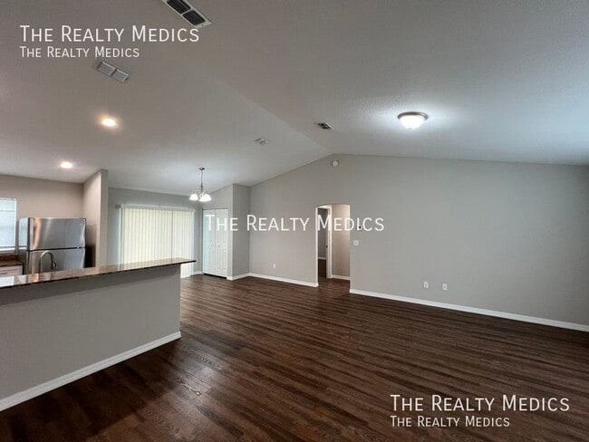 Building Photo - 3628 SE 134th St