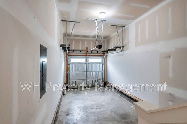Building Photo - 541 Eastboro Dr
