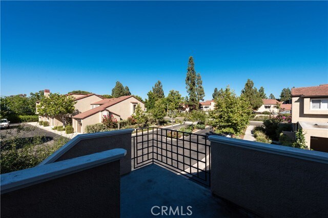 Building Photo - 375 Stanford