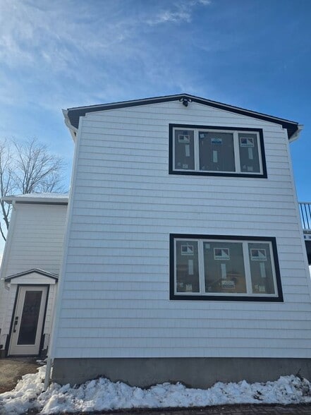 Building Photo - 596 Kingfisher Cir