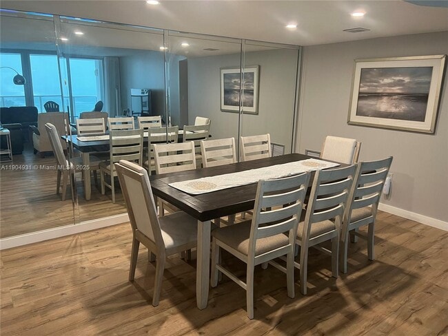 Building Photo - 2751 S Ocean Dr